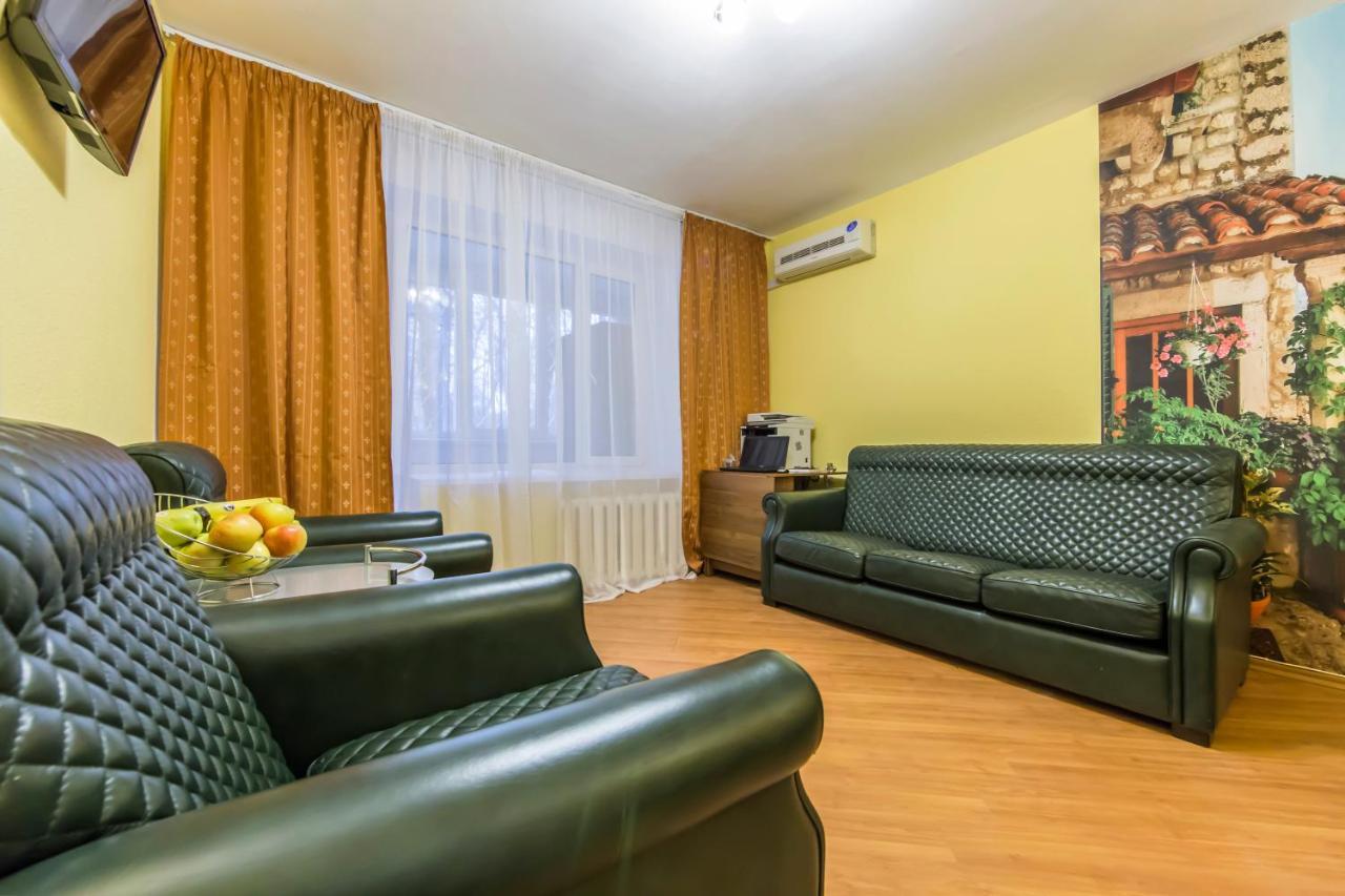 Sunny 2-Rooms Apartment For 2-6 People On Pechersk Near Kiev-Pechersk Lavra, Central Metro Station, Restaurants, Supermarkets Eksteriør billede